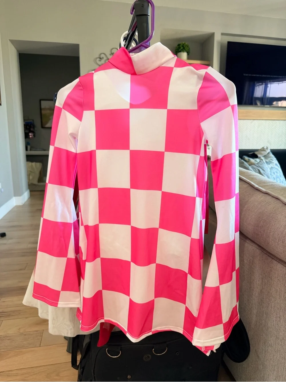 Weissman bold pink